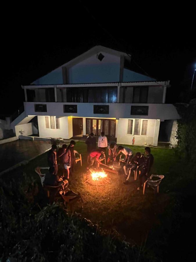Ls Cottage 乌提 外观 照片